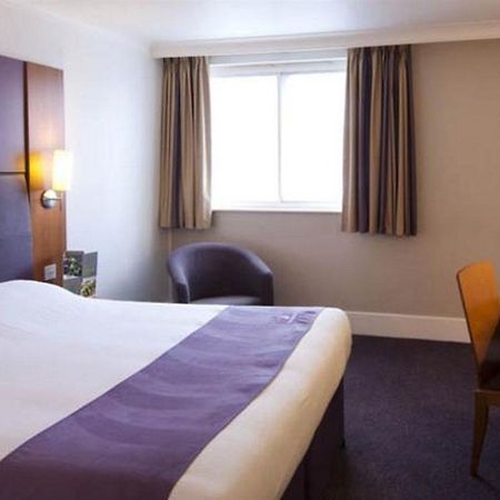 Premier Inn Liverpool Exterior photo