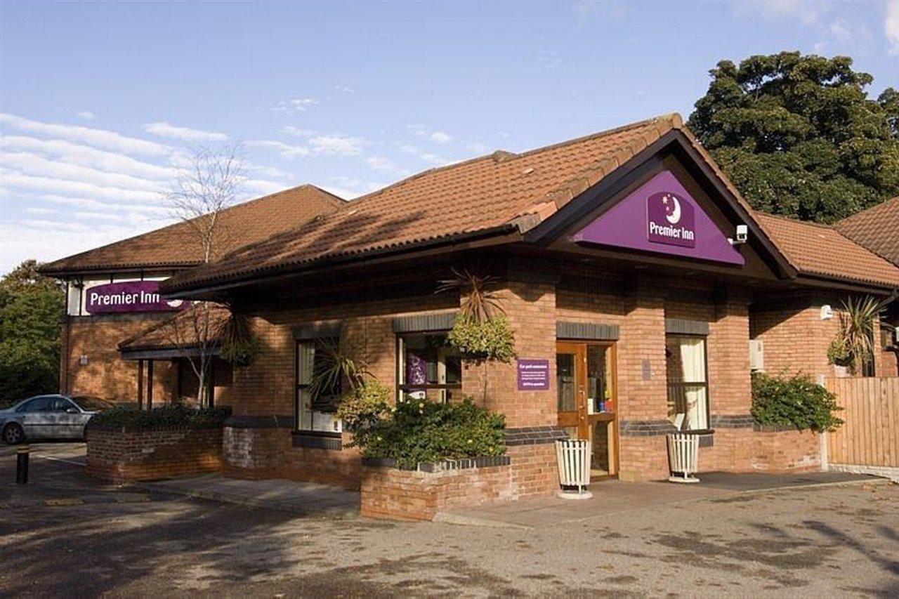Premier Inn Liverpool Exterior photo