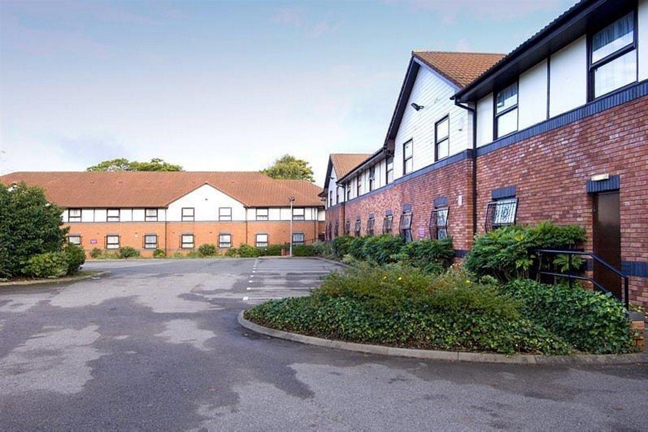 Premier Inn Liverpool Exterior photo